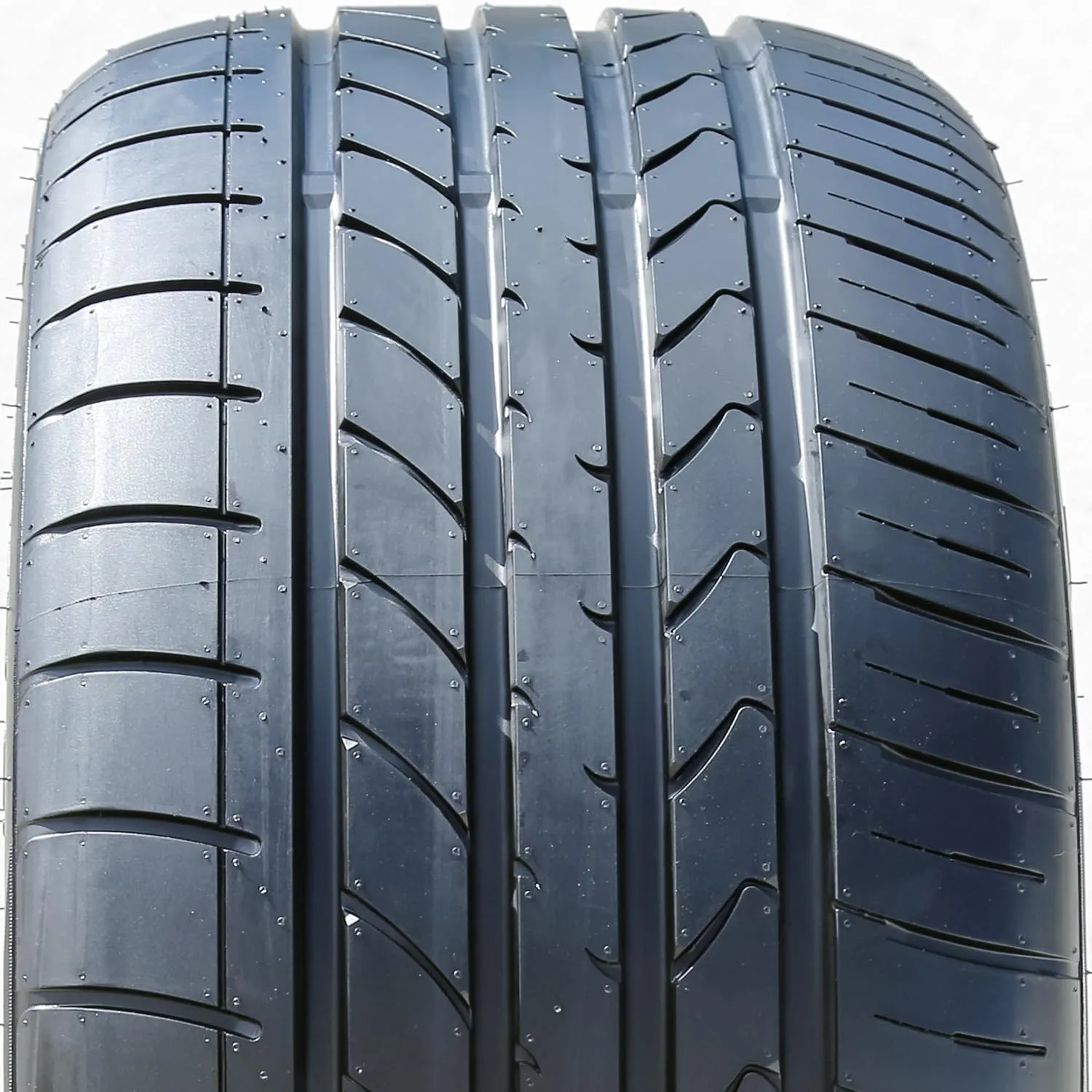 Atturo AZ850 Ultra-High Performance Summer Tire 315/30R20 104Y XL