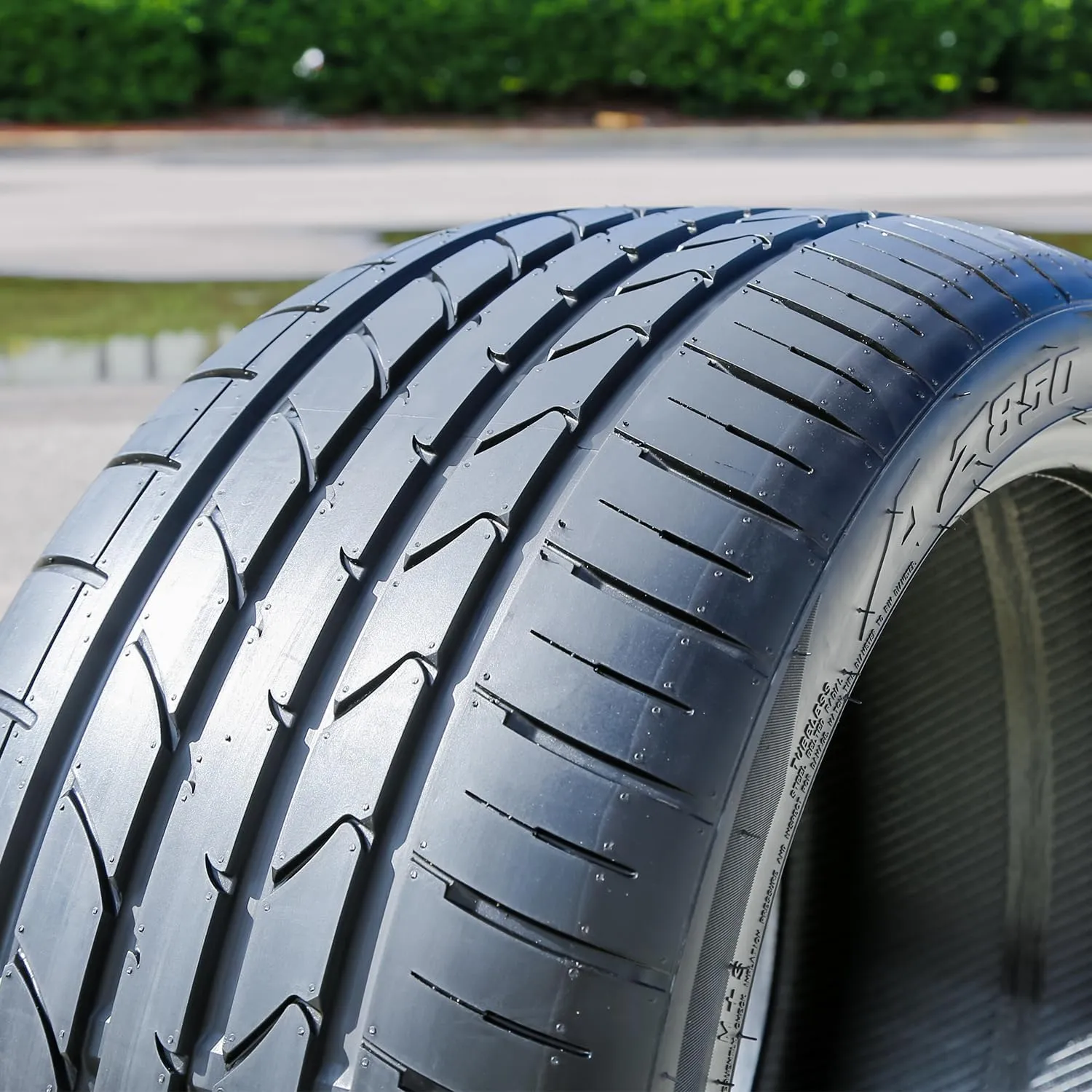Atturo AZ850 Ultra-High Performance Summer Tire 315/30R20 104Y XL