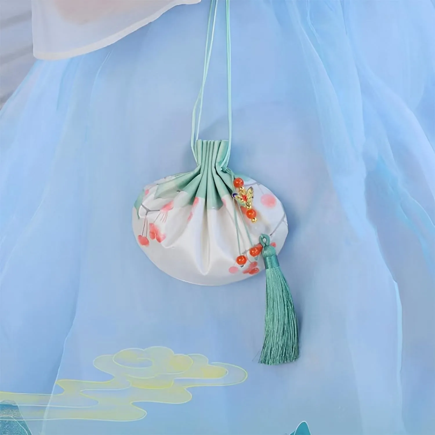 Chinese Hanfu Silk Pouch Mini Coin Change Purse Drawstring Bag Jewelry Gift Box Pouch Empty Spice Organza Sachet Favor Wedding Gift Bag (Green)