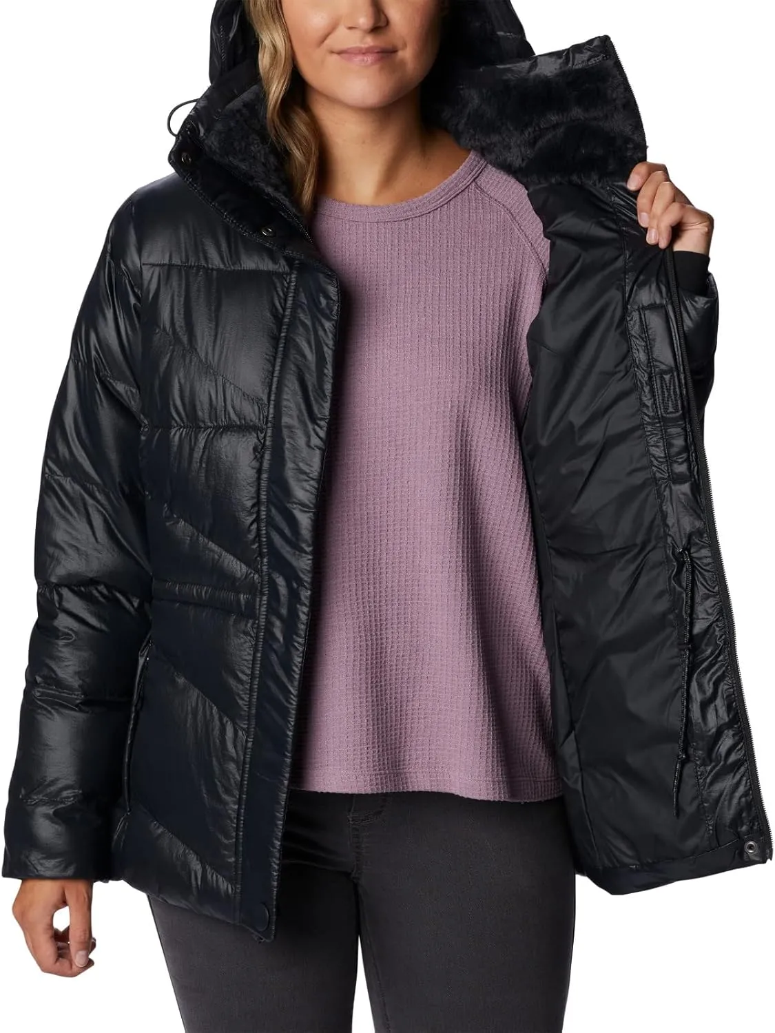 Columbia Women's Peak to Park ii Insulated Hooded Jacket