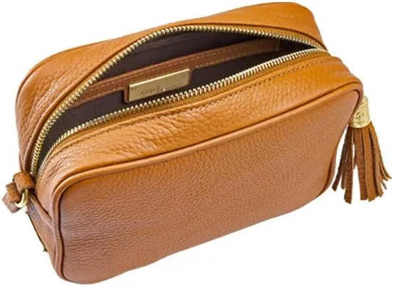 GiGi New York Handcrafted Womens Pebble Grain Leather Madison Crossbody Camera Bag