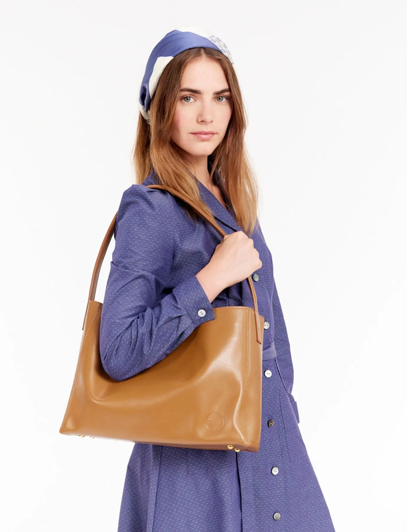 Léonore large leather tote bag camel