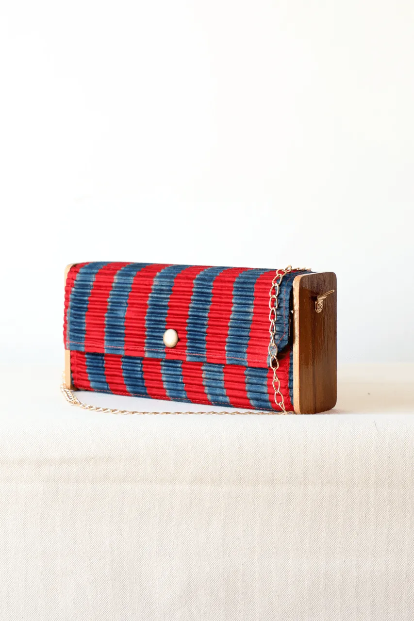 Mini-Seta Upcyled Clutch 2.0