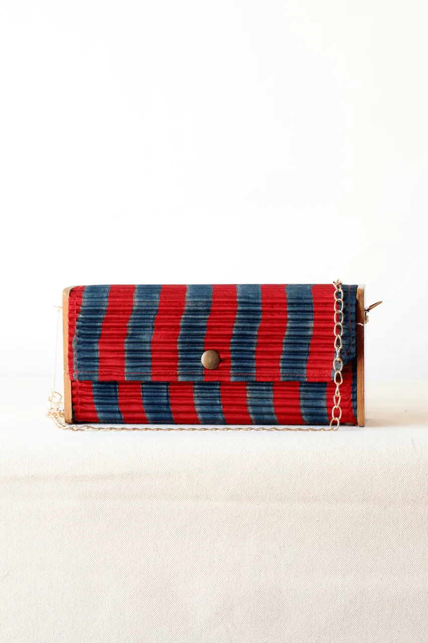 Mini-Seta Upcyled Clutch 2.0