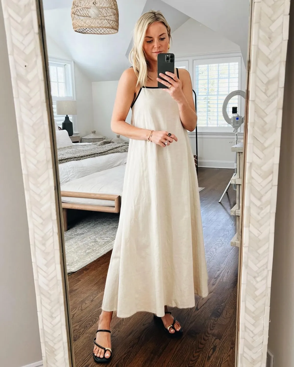 Shy Velvet Women's 2025 Summer Linen Maxi Dress Contrast Spaghetti Strap Dress Backless Sleeveless Casual Party Beach Dresses