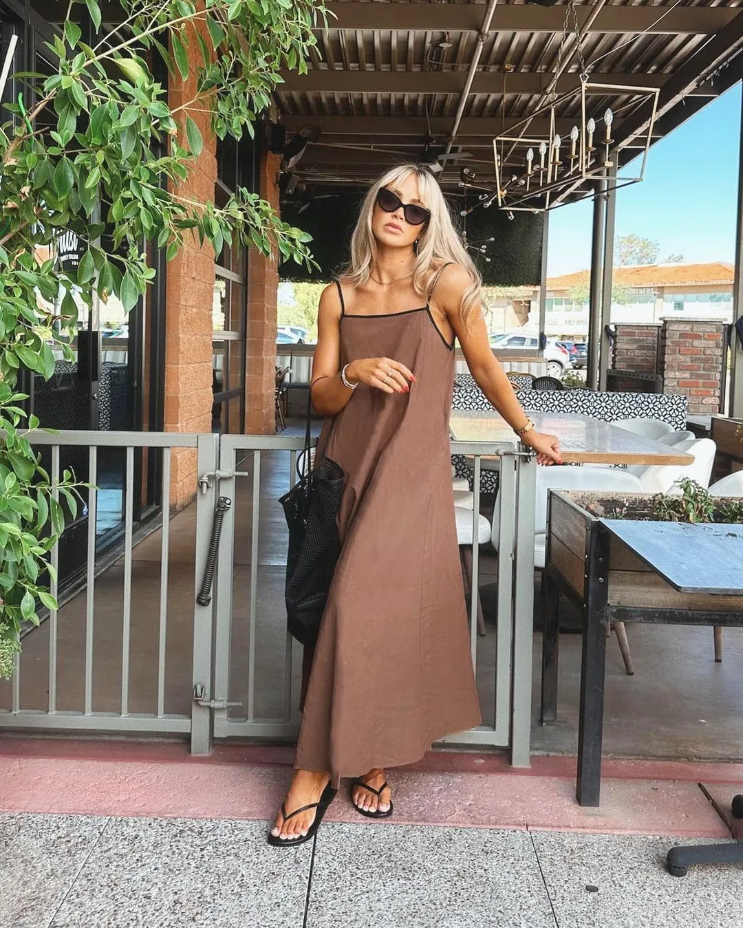 Shy Velvet Women's 2025 Summer Linen Maxi Dress Contrast Spaghetti Strap Dress Backless Sleeveless Casual Party Beach Dresses