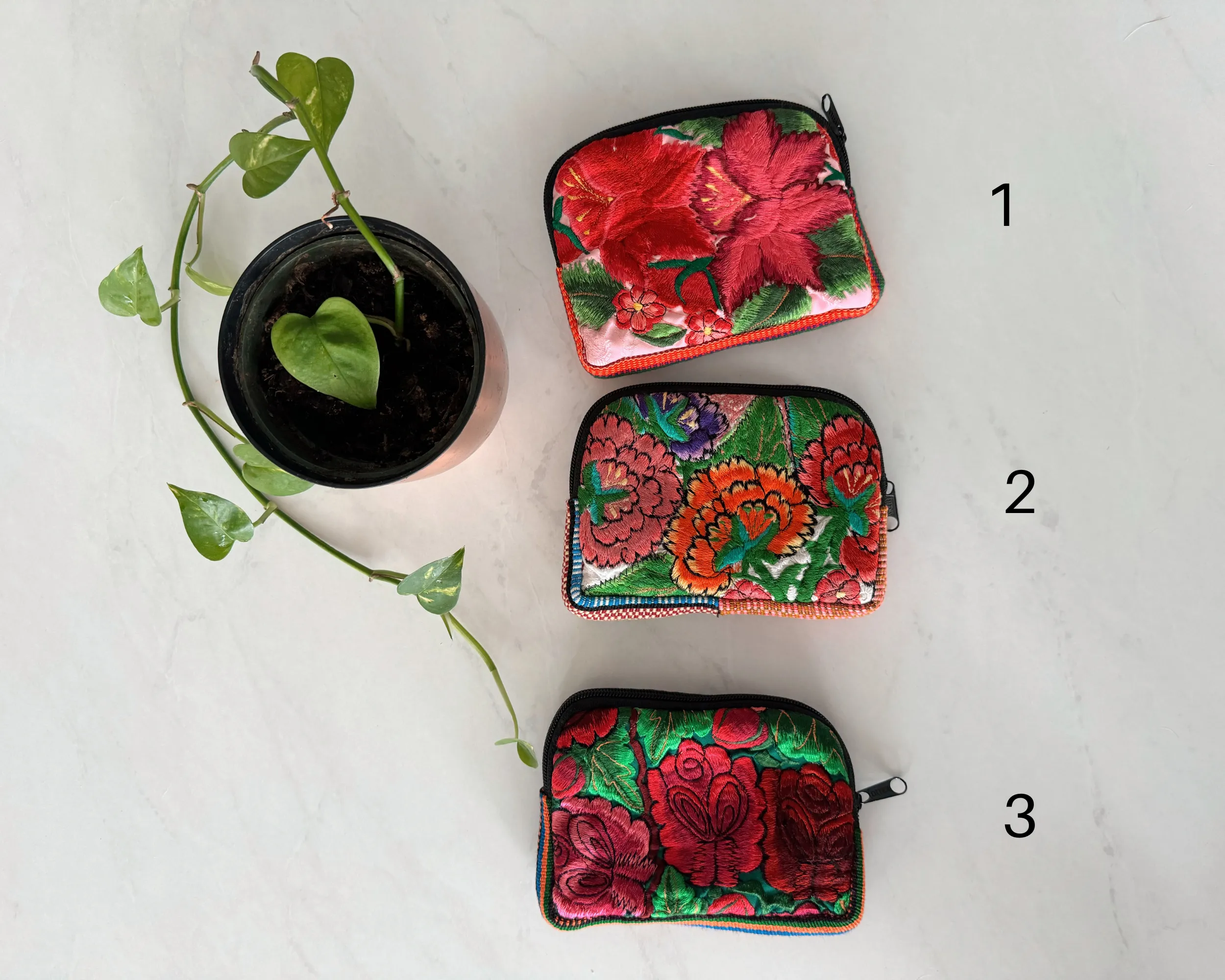 Small Mexican Embroidered Flowers Cosmetic Bag