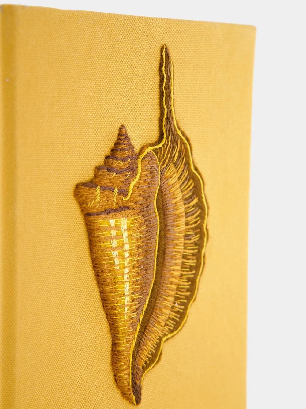 The Strombus Coral Clutch