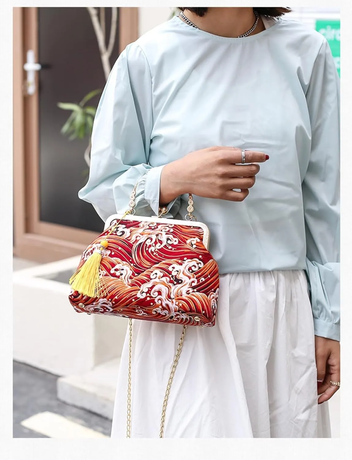 Vintage Evening Chain Handbag with Embroidered for Women Chinese Purse Crossbody Evening clutch bag