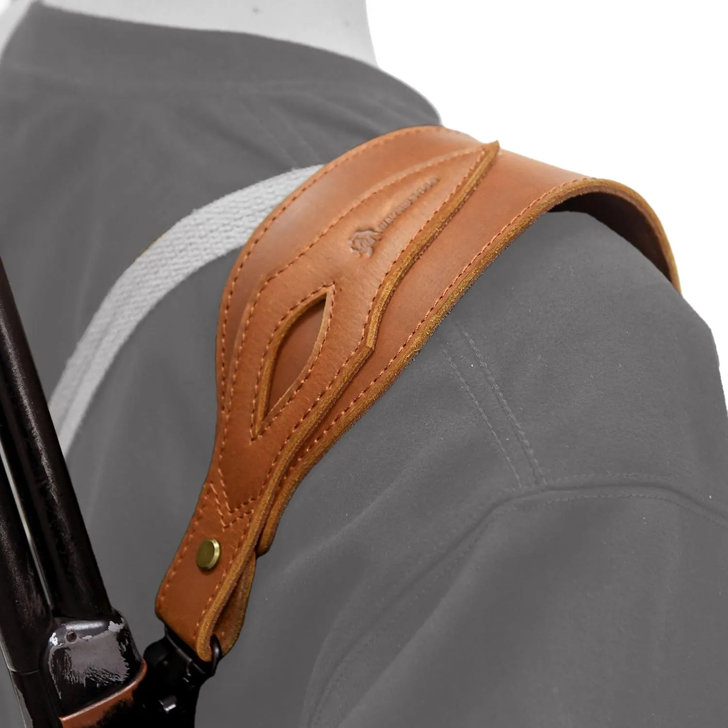 WAYNE'S DOG Leather Gun Sling Adjustable Hunting Rifle Strap with Swivels, Brown & Black