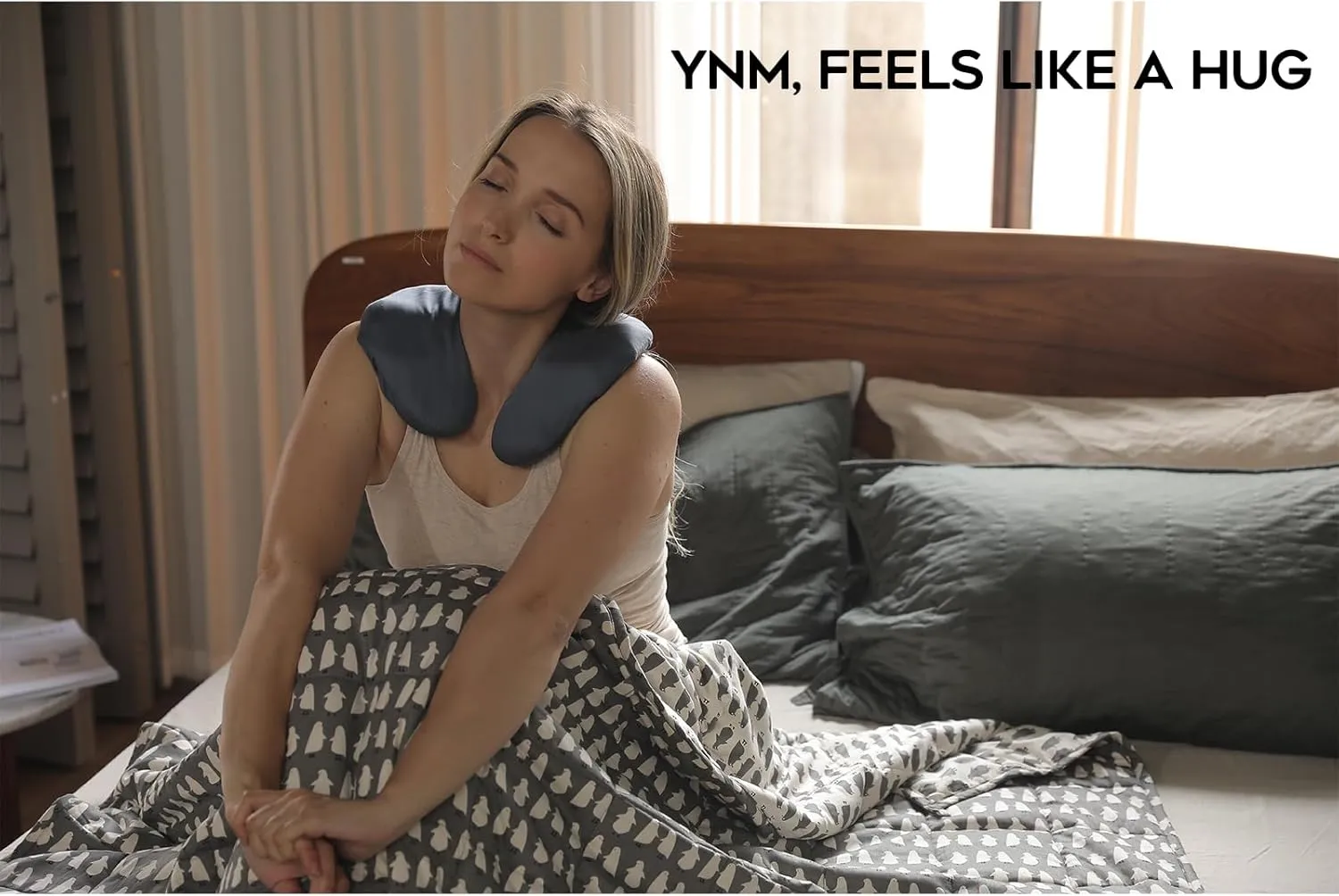 YnM Weighted Shoulder Wrap for Pain Relief and Relaxation, Large Weighted Wrap Filled with Glass Beads, Cooling Rayon & Cozy Velvet Dual-Sided Removable Cover Included, 3lb