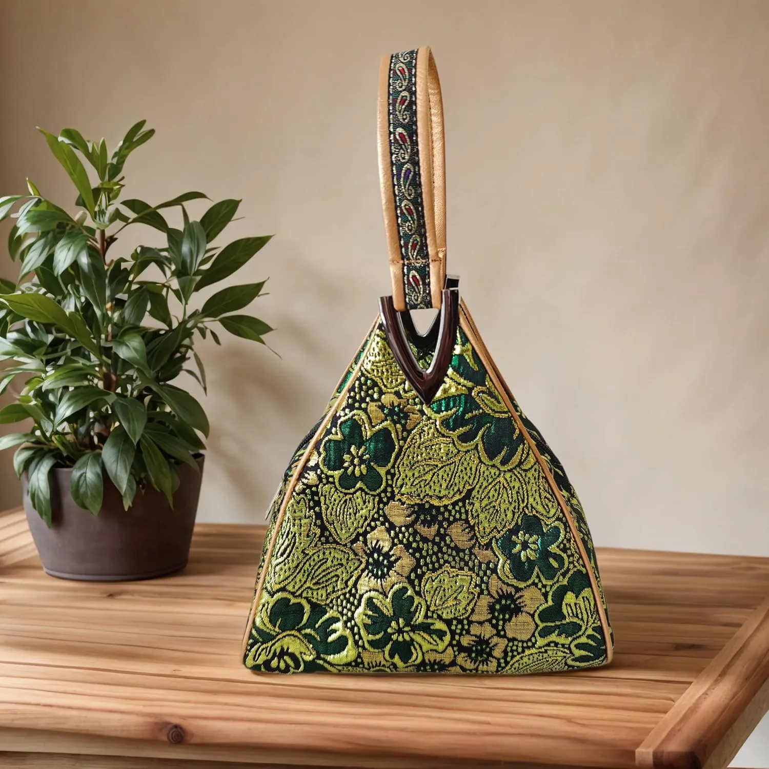 Yunjin Cloud Brocade Silk Pyramid Handbag for Women, Lightweight Handbag, Cute Trendy Zipper Tote Bag for Summer Vacation